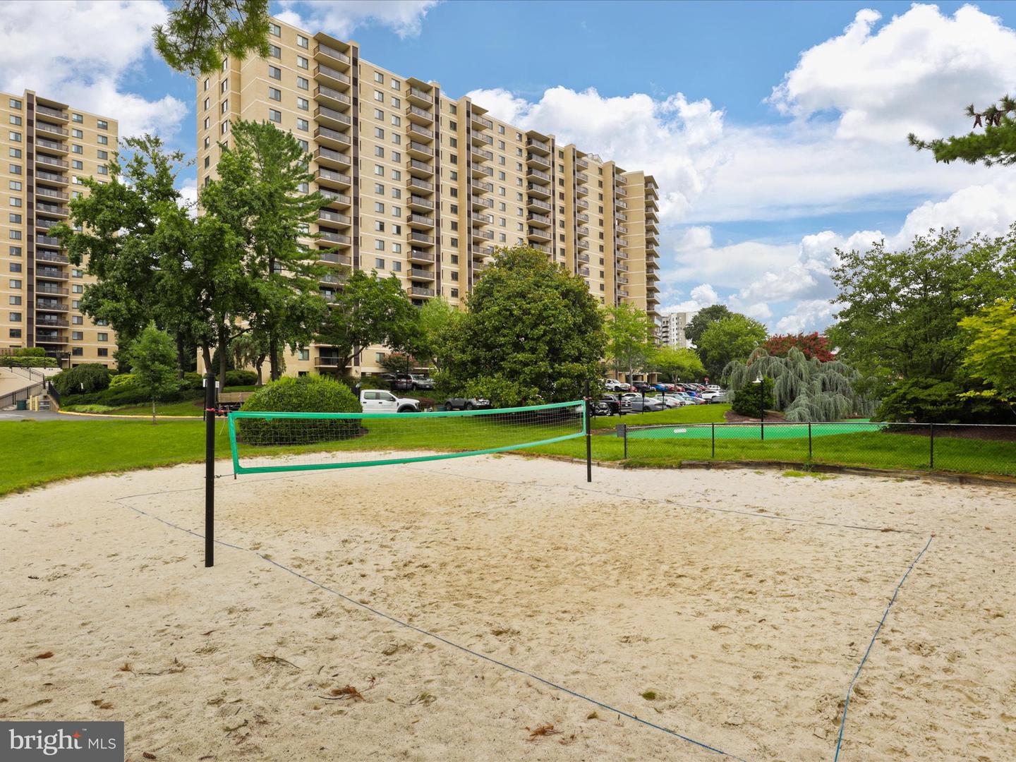 309 YOAKUM PKWY #1003, ALEXANDRIA, Virginia 22304, 2 Bedrooms Bedrooms, ,2 BathroomsBathrooms,Residential,For sale,309 YOAKUM PKWY #1003,VAAX2042884 MLS # VAAX2042884