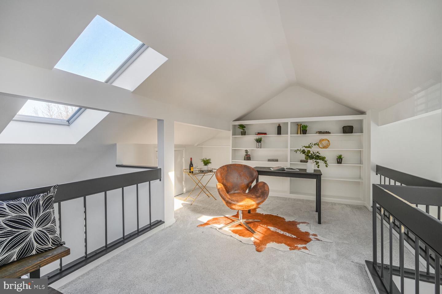 3551 39TH ST NW #E515, WASHINGTON, District Of Columbia 20016, 3 Bedrooms Bedrooms, ,1 BathroomBathrooms,Residential,For sale,3551 39TH ST NW #E515,DCDC2190596 MLS # DCDC2190596