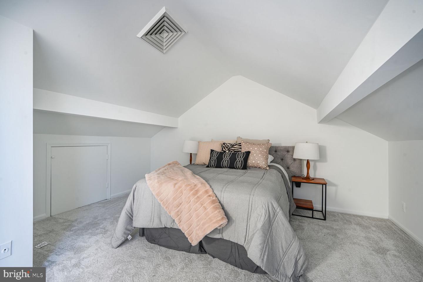 3551 39TH ST NW #E515, WASHINGTON, District Of Columbia 20016, 3 Bedrooms Bedrooms, ,1 BathroomBathrooms,Residential,For sale,3551 39TH ST NW #E515,DCDC2190596 MLS # DCDC2190596