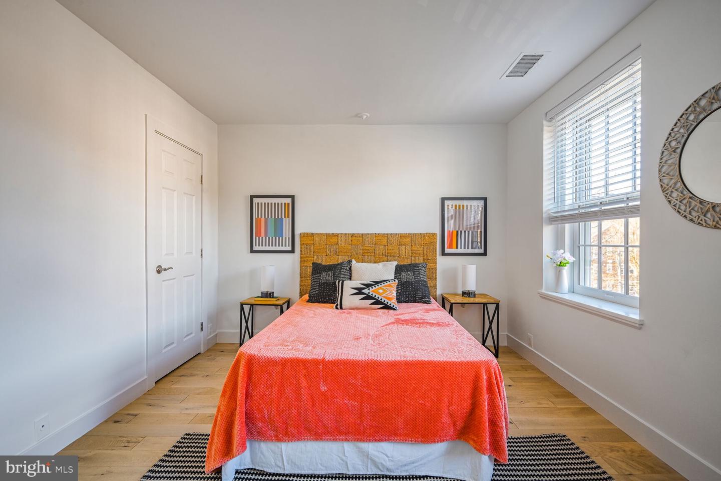 3551 39TH ST NW #E515, WASHINGTON, District Of Columbia 20016, 3 Bedrooms Bedrooms, ,1 BathroomBathrooms,Residential,For sale,3551 39TH ST NW #E515,DCDC2190596 MLS # DCDC2190596