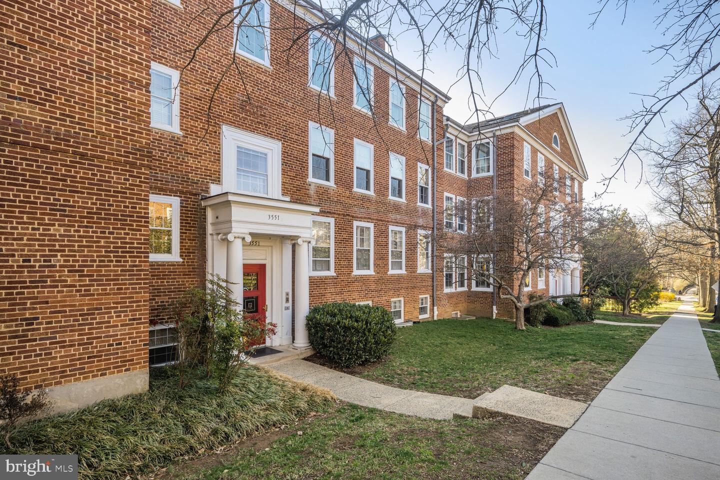 3551 39TH ST NW #E515, WASHINGTON, District Of Columbia 20016, 3 Bedrooms Bedrooms, ,1 BathroomBathrooms,Residential,For sale,3551 39TH ST NW #E515,DCDC2190596 MLS # DCDC2190596