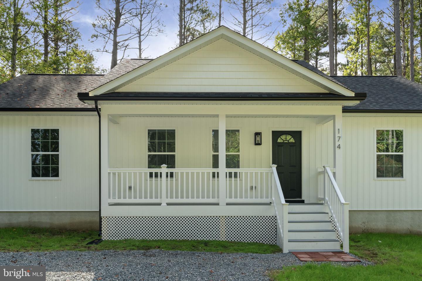 203 WOODBINE, COLONIAL BEACH, Virginia 22443, 3 Bedrooms Bedrooms, ,2 BathroomsBathrooms,Residential,For sale,203 WOODBINE,VAWE2008458 MLS # VAWE2008458