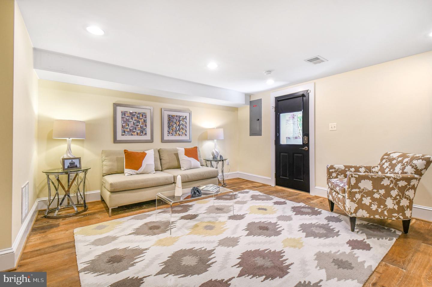 1440 A ST NE, WASHINGTON, District Of Columbia 20002, 5 Bedrooms Bedrooms, ,3 BathroomsBathrooms,Residential,For sale,1440 A ST NE,DCDC2190844 MLS # DCDC2190844