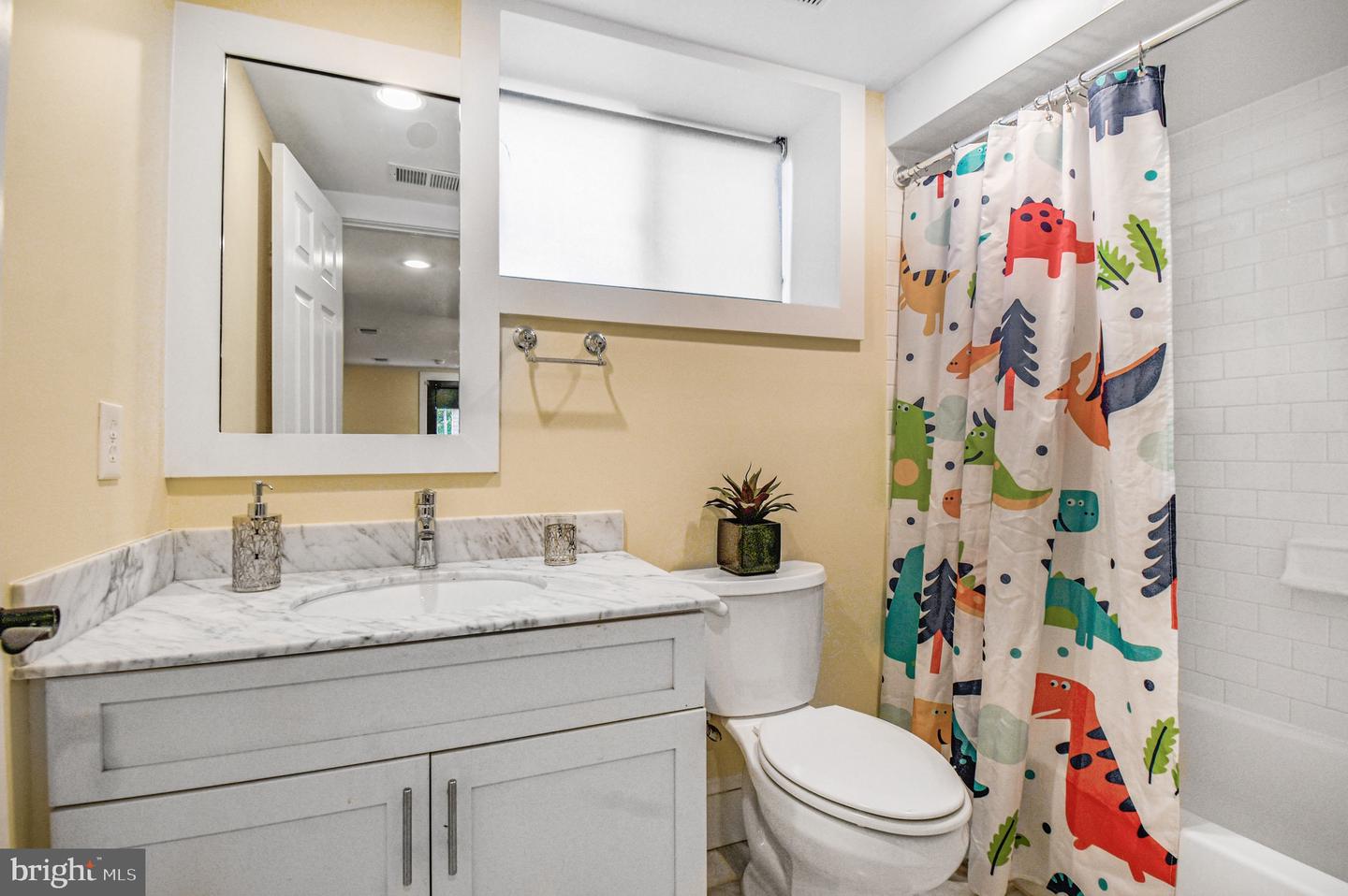 1440 A ST NE, WASHINGTON, District Of Columbia 20002, 5 Bedrooms Bedrooms, ,3 BathroomsBathrooms,Residential,For sale,1440 A ST NE,DCDC2190844 MLS # DCDC2190844