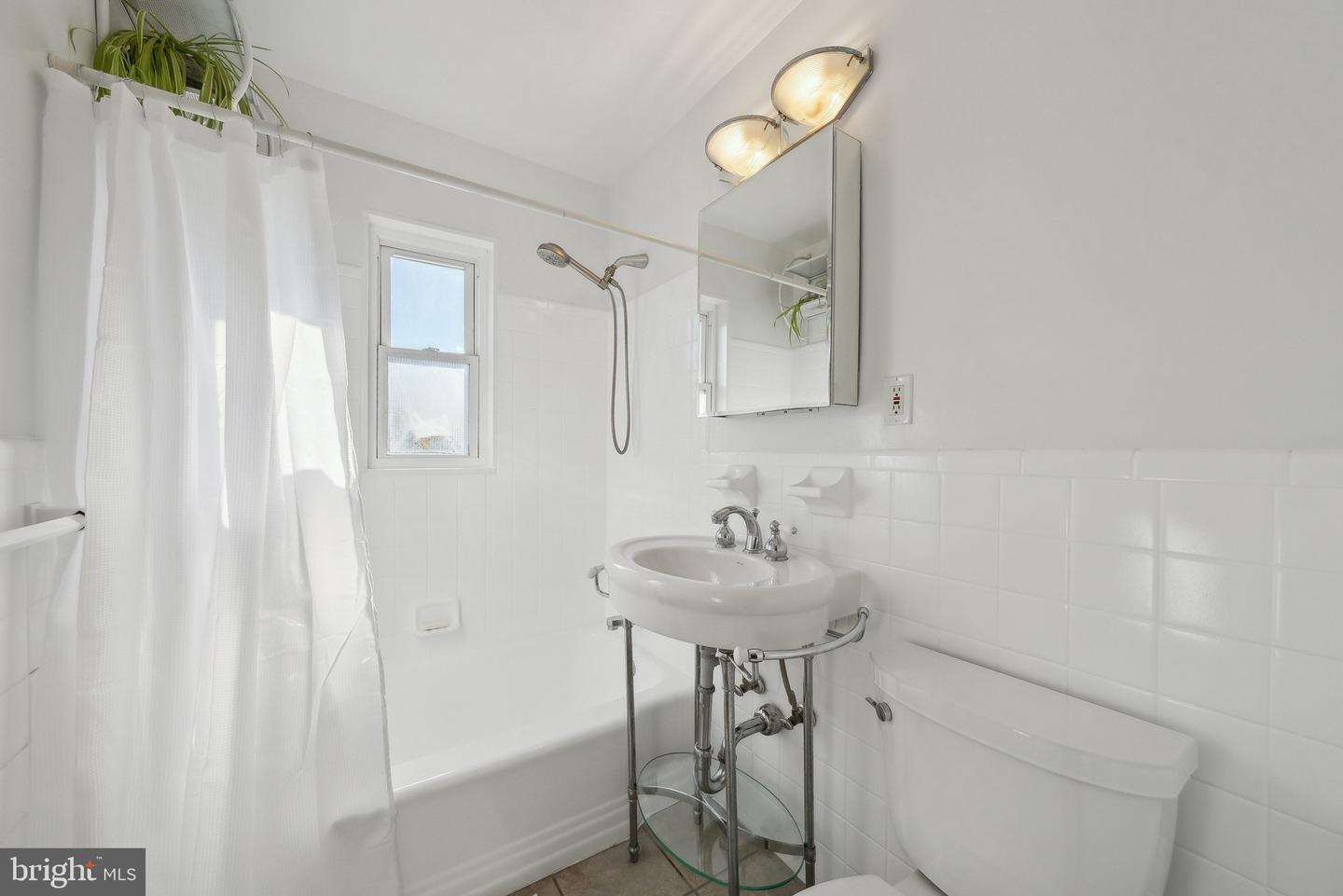 1320 MISSOURI AVE NW #304, WASHINGTON, District Of Columbia 20011, 1 Bedroom Bedrooms, ,1 BathroomBathrooms,Residential,For sale,1320 MISSOURI AVE NW #304,DCDC2192118 MLS # DCDC2192118