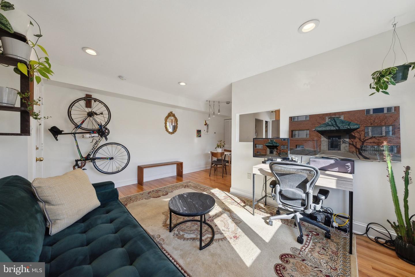 1320 MISSOURI AVE NW #304, WASHINGTON, District Of Columbia 20011, 1 Bedroom Bedrooms, ,1 BathroomBathrooms,Residential,For sale,1320 MISSOURI AVE NW #304,DCDC2192118 MLS # DCDC2192118