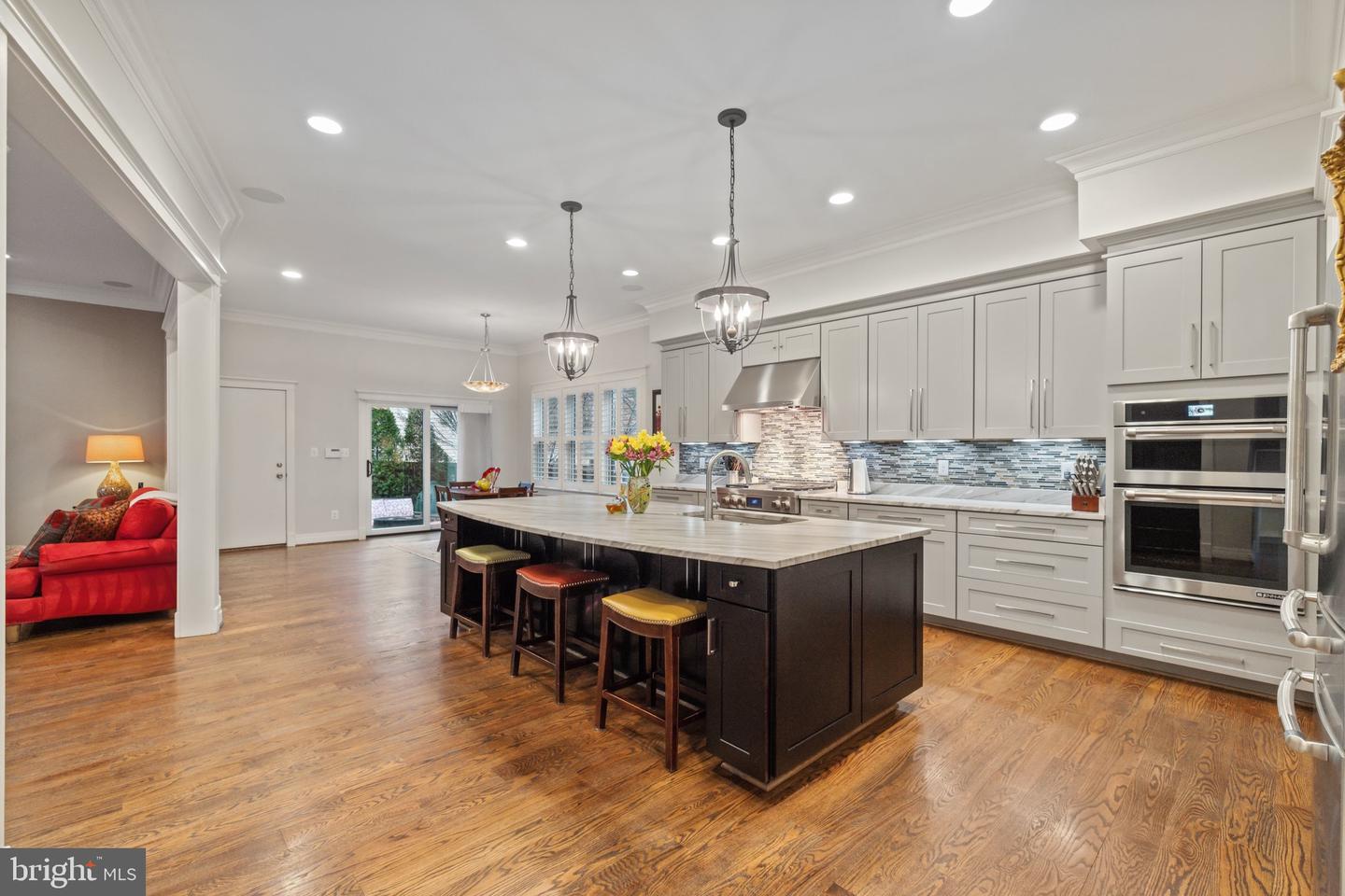 2024 S KENT ST, ARLINGTON, Virginia 22202, 7 Bedrooms Bedrooms, ,5 BathroomsBathrooms,Residential,For sale,2024 S KENT ST,VAAR2054662 MLS # VAAR2054662