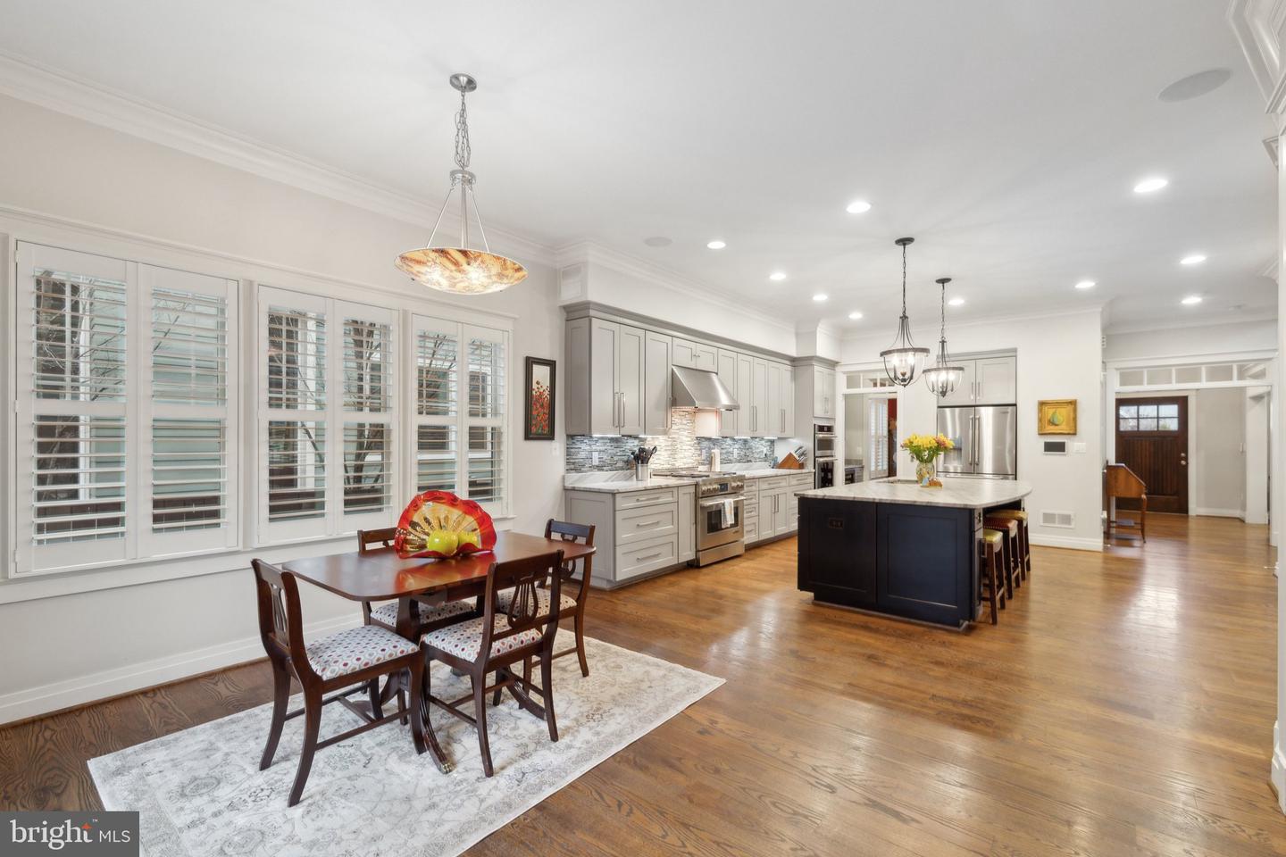 2024 S KENT ST, ARLINGTON, Virginia 22202, 7 Bedrooms Bedrooms, ,5 BathroomsBathrooms,Residential,For sale,2024 S KENT ST,VAAR2054662 MLS # VAAR2054662