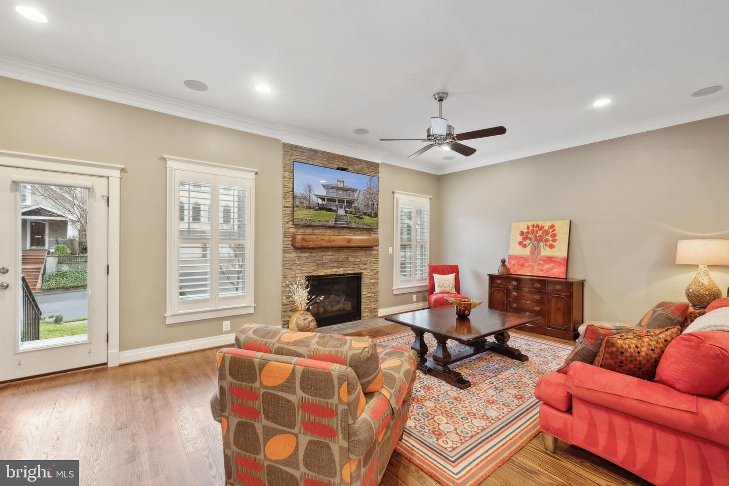 2024 S KENT ST, ARLINGTON, Virginia 22202, 7 Bedrooms Bedrooms, ,5 BathroomsBathrooms,Residential,For sale,2024 S KENT ST,VAAR2054662 MLS # VAAR2054662
