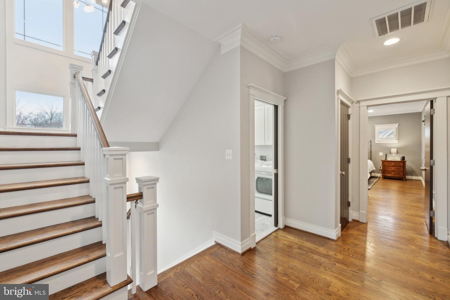 2024 S KENT ST, ARLINGTON, Virginia 22202, 7 Bedrooms Bedrooms, ,5 BathroomsBathrooms,Residential,For sale,2024 S KENT ST,VAAR2054662 MLS # VAAR2054662