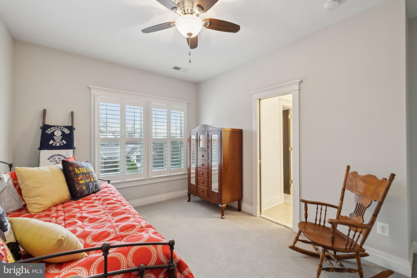 2024 S KENT ST, ARLINGTON, Virginia 22202, 7 Bedrooms Bedrooms, ,5 BathroomsBathrooms,Residential,For sale,2024 S KENT ST,VAAR2054662 MLS # VAAR2054662