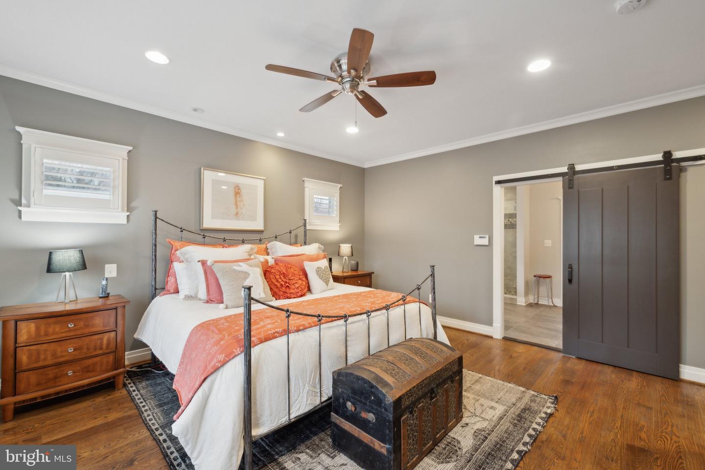 2024 S KENT ST, ARLINGTON, Virginia 22202, 7 Bedrooms Bedrooms, ,5 BathroomsBathrooms,Residential,For sale,2024 S KENT ST,VAAR2054662 MLS # VAAR2054662