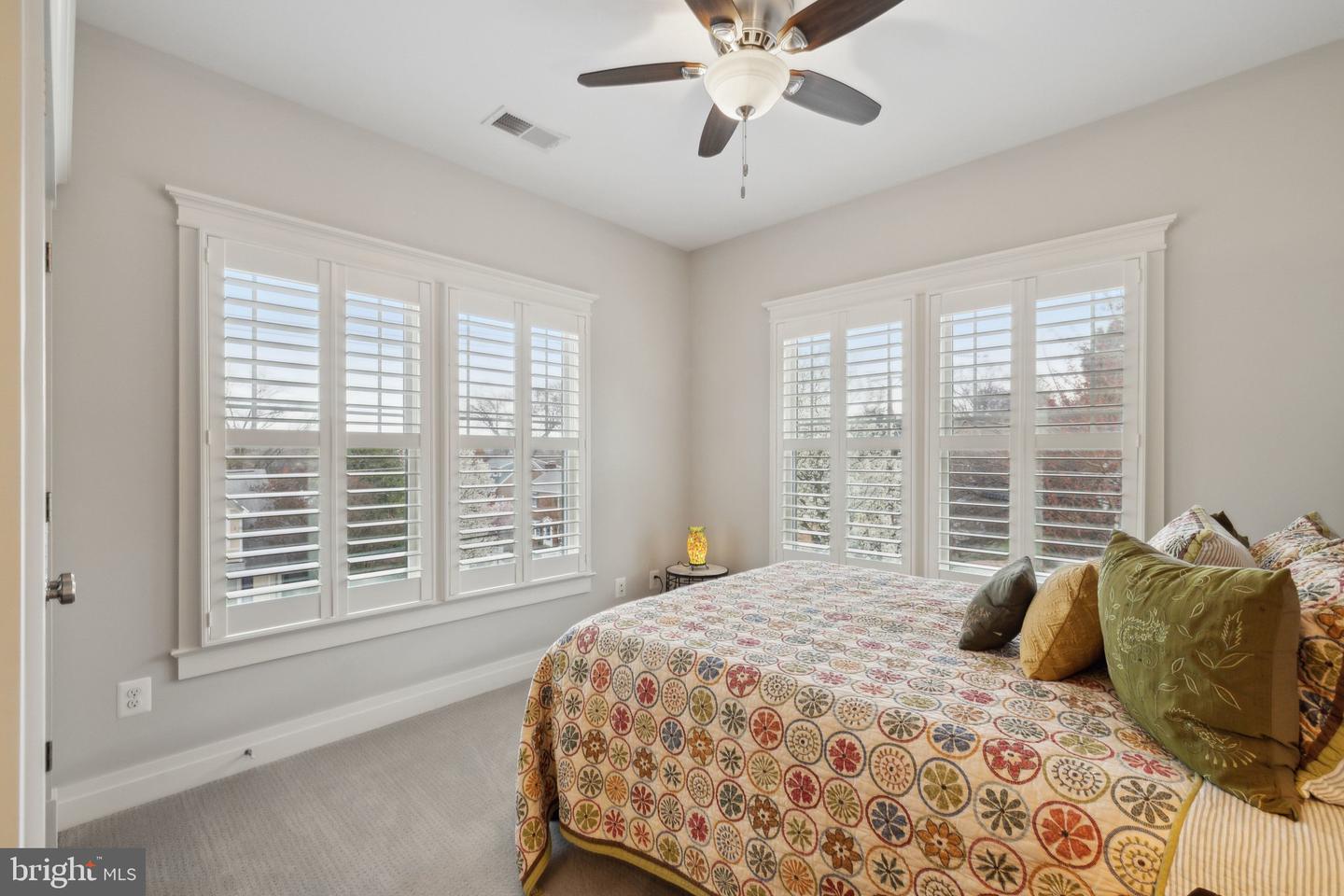 2024 S KENT ST, ARLINGTON, Virginia 22202, 7 Bedrooms Bedrooms, ,5 BathroomsBathrooms,Residential,For sale,2024 S KENT ST,VAAR2054662 MLS # VAAR2054662