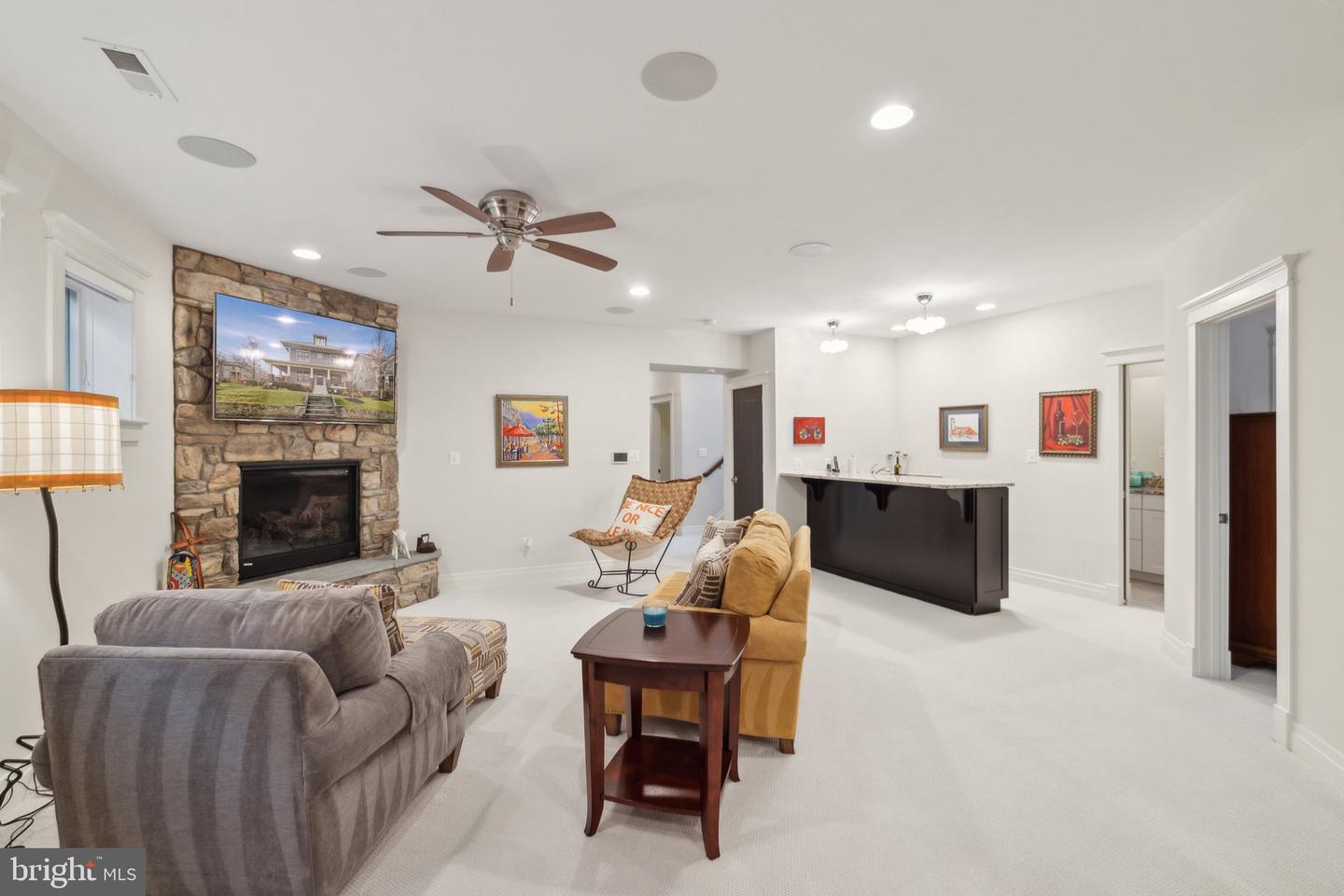 2024 S KENT ST, ARLINGTON, Virginia 22202, 7 Bedrooms Bedrooms, ,5 BathroomsBathrooms,Residential,For sale,2024 S KENT ST,VAAR2054662 MLS # VAAR2054662
