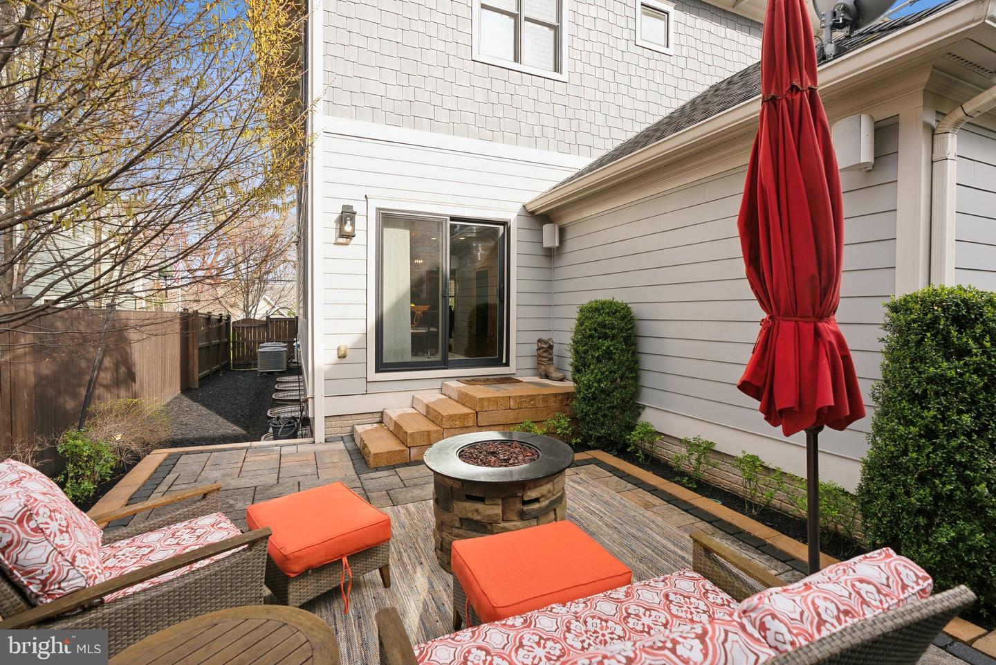 2024 S KENT ST, ARLINGTON, Virginia 22202, 7 Bedrooms Bedrooms, ,5 BathroomsBathrooms,Residential,For sale,2024 S KENT ST,VAAR2054662 MLS # VAAR2054662