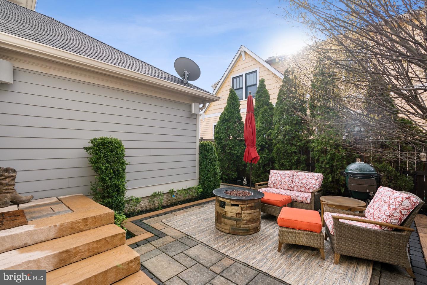 2024 S KENT ST, ARLINGTON, Virginia 22202, 7 Bedrooms Bedrooms, ,5 BathroomsBathrooms,Residential,For sale,2024 S KENT ST,VAAR2054662 MLS # VAAR2054662