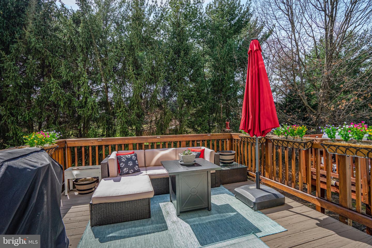 2977 HUNTINGTON GROVE SQ, ALEXANDRIA, Virginia 22306, 3 Bedrooms Bedrooms, ,2 BathroomsBathrooms,Residential,For sale,2977 HUNTINGTON GROVE SQ,VAFX2229172 MLS # VAFX2229172