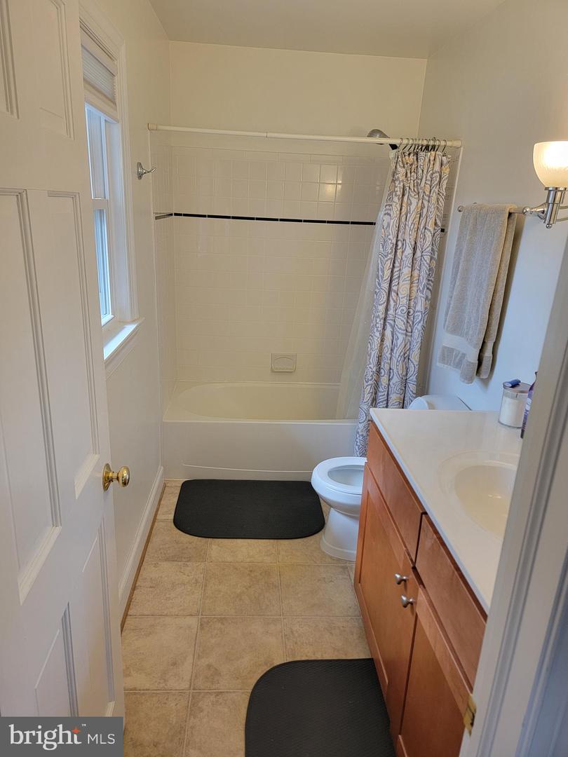 5699 RED BRICK RD, WARRENTON, Virginia 20187, 3 Bedrooms Bedrooms, ,3 BathroomsBathrooms,Residential,For sale,5699 RED BRICK RD,VAFQ2015910 MLS # VAFQ2015910