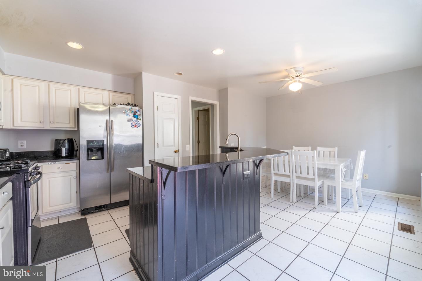 3959 BLYSDALE LN, WOODBRIDGE, Virginia 22192, 3 Bedrooms Bedrooms, ,2 BathroomsBathrooms,Residential,For sale,3959 BLYSDALE LN,VAPW2090202 MLS # VAPW2090202