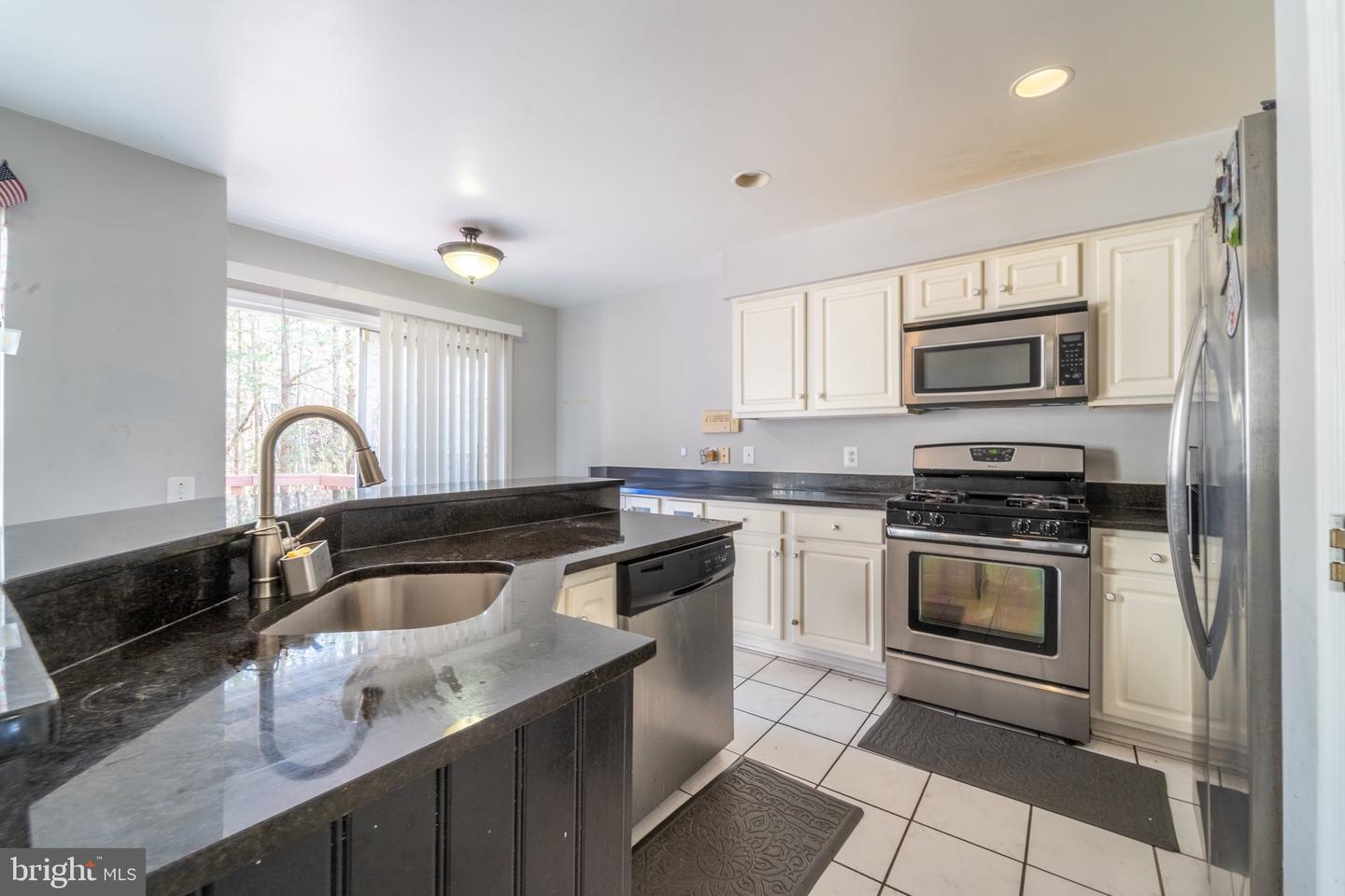 3959 BLYSDALE LN, WOODBRIDGE, Virginia 22192, 3 Bedrooms Bedrooms, ,2 BathroomsBathrooms,Residential,For sale,3959 BLYSDALE LN,VAPW2090202 MLS # VAPW2090202