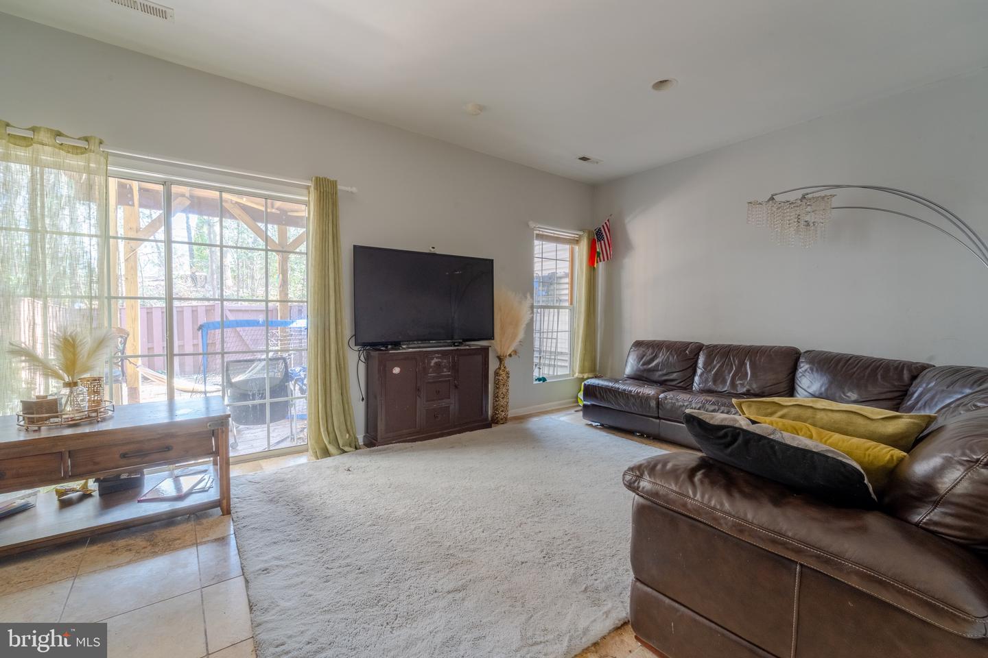 3959 BLYSDALE LN, WOODBRIDGE, Virginia 22192, 3 Bedrooms Bedrooms, ,2 BathroomsBathrooms,Residential,For sale,3959 BLYSDALE LN,VAPW2090202 MLS # VAPW2090202