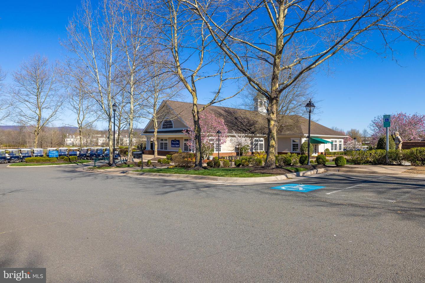 15070 JUPITER HILLS LN, HAYMARKET, Virginia 20169, 5 Bedrooms Bedrooms, ,3 BathroomsBathrooms,Residential,For sale,15070 JUPITER HILLS LN,VAPW2090208 MLS # VAPW2090208