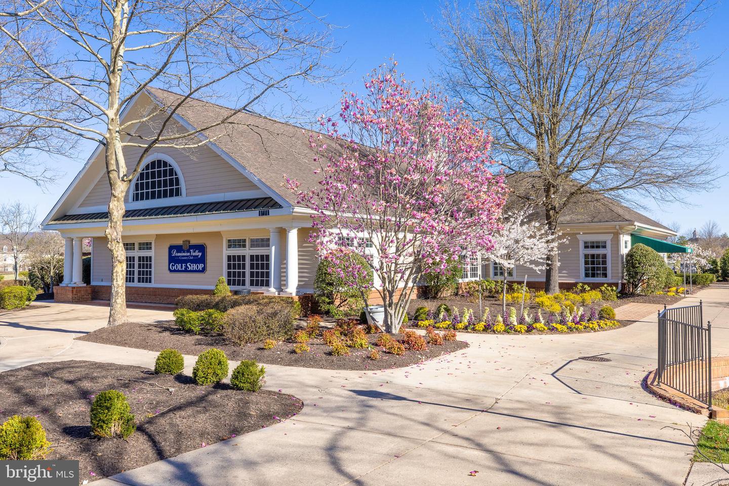 15070 JUPITER HILLS LN, HAYMARKET, Virginia 20169, 5 Bedrooms Bedrooms, ,3 BathroomsBathrooms,Residential,For sale,15070 JUPITER HILLS LN,VAPW2090208 MLS # VAPW2090208