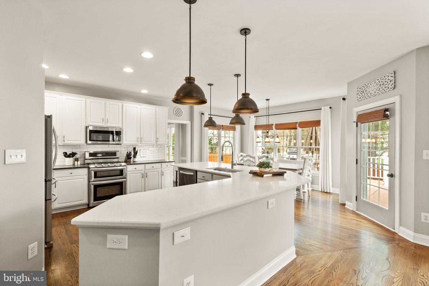 15070 JUPITER HILLS LN, HAYMARKET, Virginia 20169, 5 Bedrooms Bedrooms, ,3 BathroomsBathrooms,Residential,For sale,15070 JUPITER HILLS LN,VAPW2090208 MLS # VAPW2090208