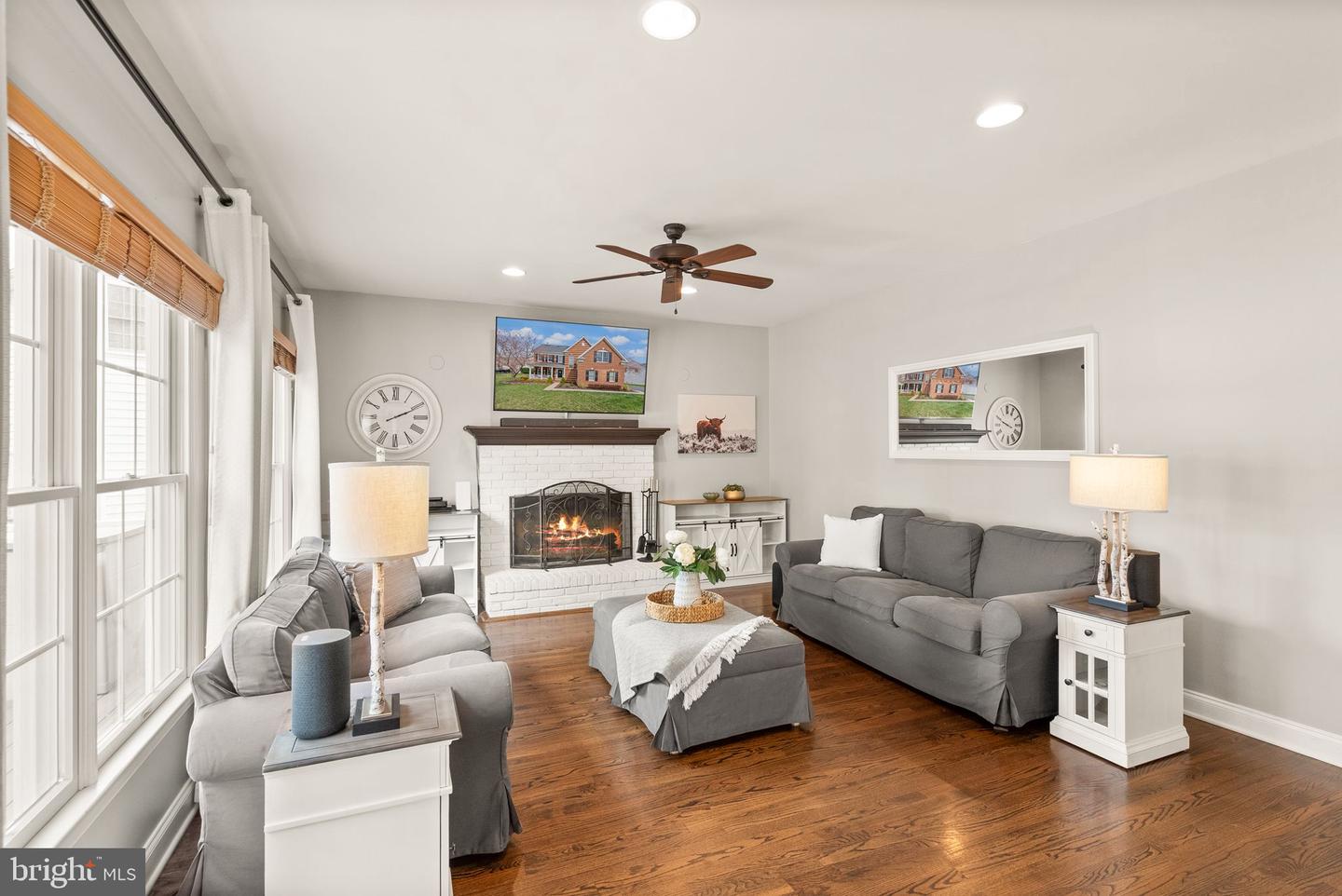15070 JUPITER HILLS LN, HAYMARKET, Virginia 20169, 5 Bedrooms Bedrooms, ,3 BathroomsBathrooms,Residential,For sale,15070 JUPITER HILLS LN,VAPW2090208 MLS # VAPW2090208