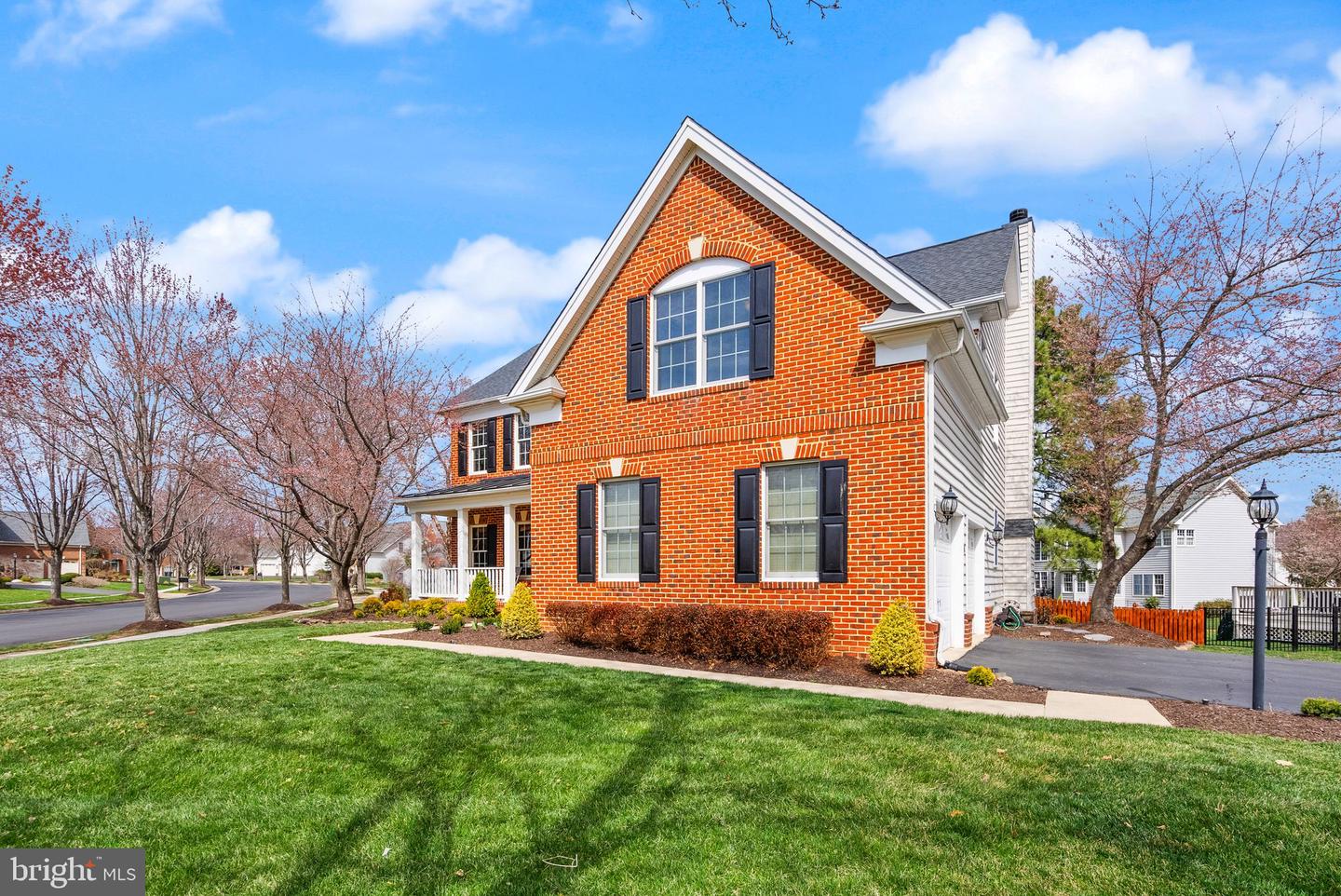15070 JUPITER HILLS LN, HAYMARKET, Virginia 20169, 5 Bedrooms Bedrooms, ,3 BathroomsBathrooms,Residential,For sale,15070 JUPITER HILLS LN,VAPW2090208 MLS # VAPW2090208