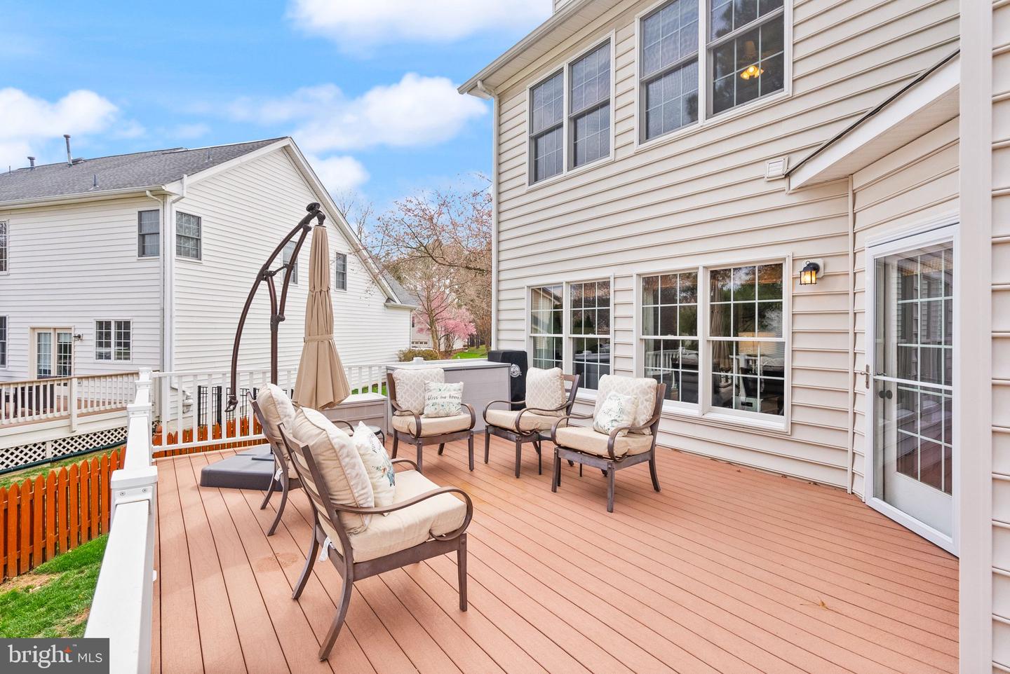 15070 JUPITER HILLS LN, HAYMARKET, Virginia 20169, 5 Bedrooms Bedrooms, ,3 BathroomsBathrooms,Residential,For sale,15070 JUPITER HILLS LN,VAPW2090208 MLS # VAPW2090208
