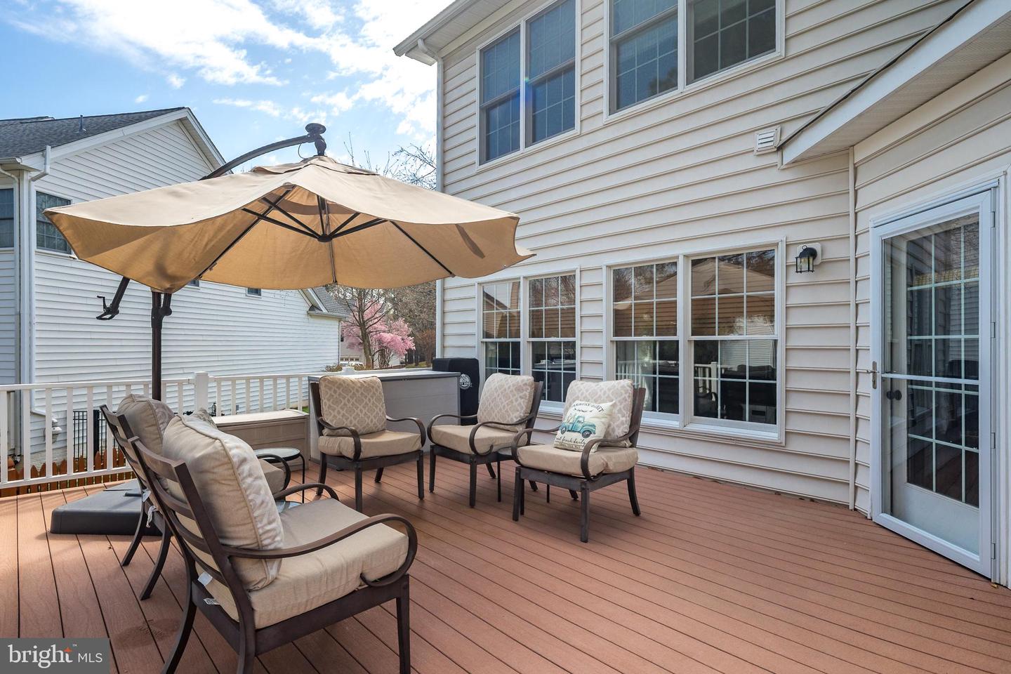 15070 JUPITER HILLS LN, HAYMARKET, Virginia 20169, 5 Bedrooms Bedrooms, ,3 BathroomsBathrooms,Residential,For sale,15070 JUPITER HILLS LN,VAPW2090208 MLS # VAPW2090208