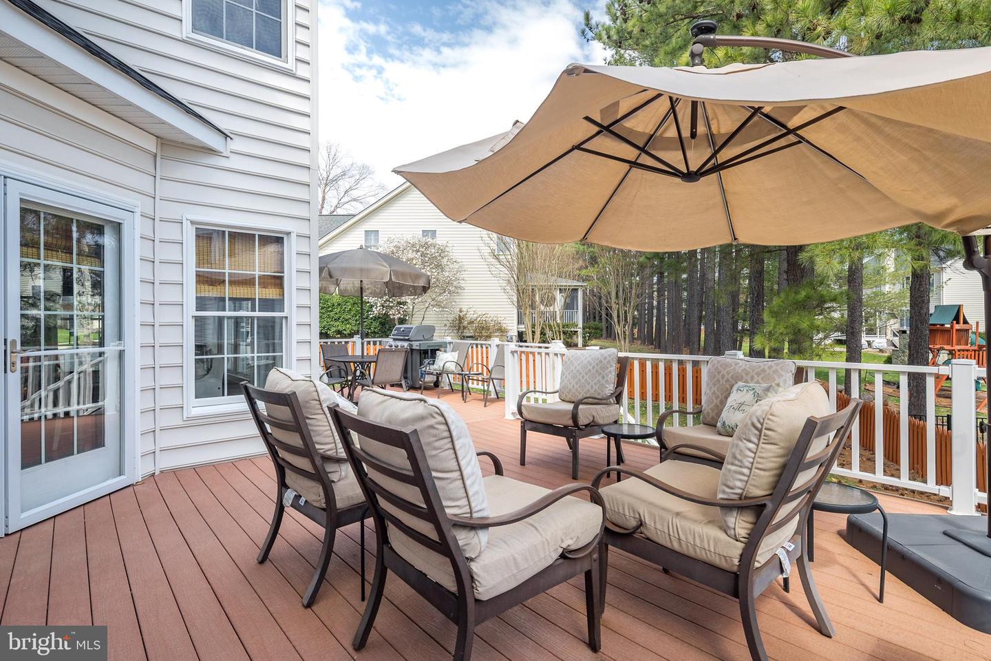 15070 JUPITER HILLS LN, HAYMARKET, Virginia 20169, 5 Bedrooms Bedrooms, ,3 BathroomsBathrooms,Residential,For sale,15070 JUPITER HILLS LN,VAPW2090208 MLS # VAPW2090208