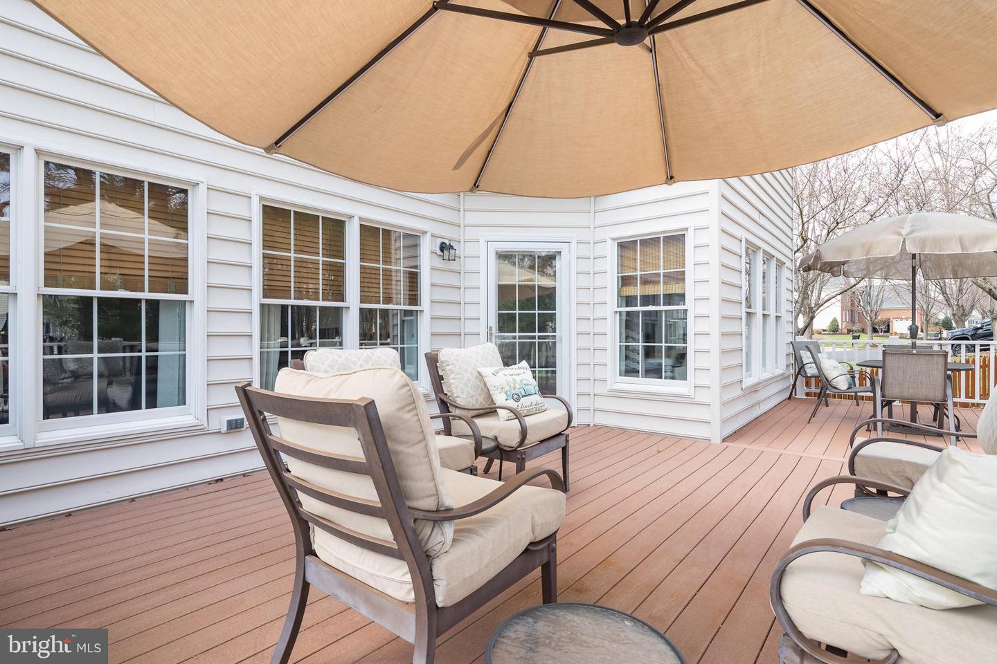 15070 JUPITER HILLS LN, HAYMARKET, Virginia 20169, 5 Bedrooms Bedrooms, ,3 BathroomsBathrooms,Residential,For sale,15070 JUPITER HILLS LN,VAPW2090208 MLS # VAPW2090208