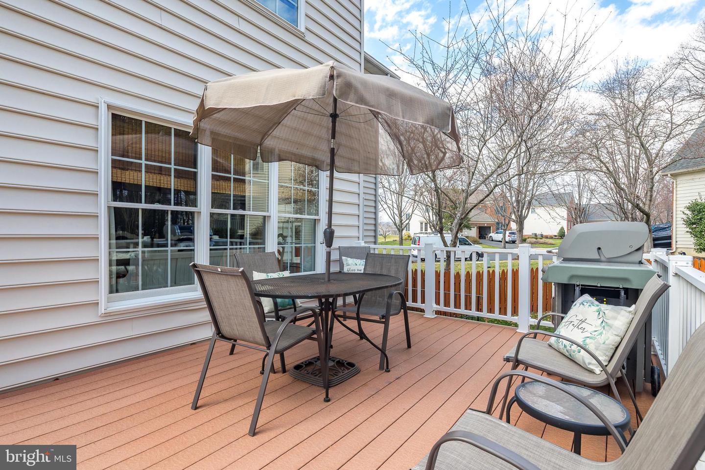 15070 JUPITER HILLS LN, HAYMARKET, Virginia 20169, 5 Bedrooms Bedrooms, ,3 BathroomsBathrooms,Residential,For sale,15070 JUPITER HILLS LN,VAPW2090208 MLS # VAPW2090208