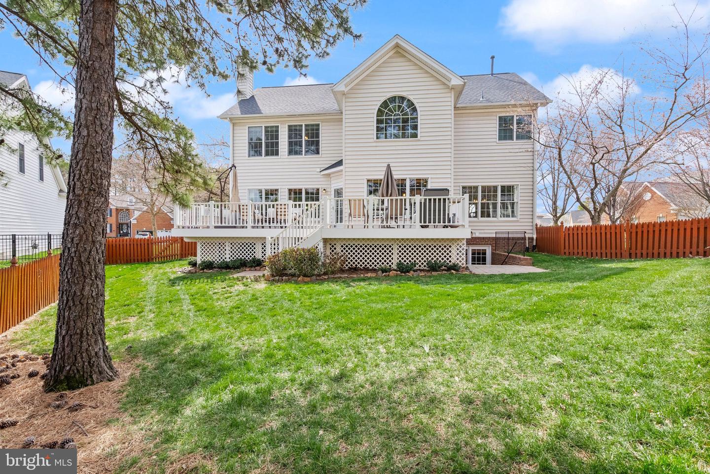 15070 JUPITER HILLS LN, HAYMARKET, Virginia 20169, 5 Bedrooms Bedrooms, ,3 BathroomsBathrooms,Residential,For sale,15070 JUPITER HILLS LN,VAPW2090208 MLS # VAPW2090208