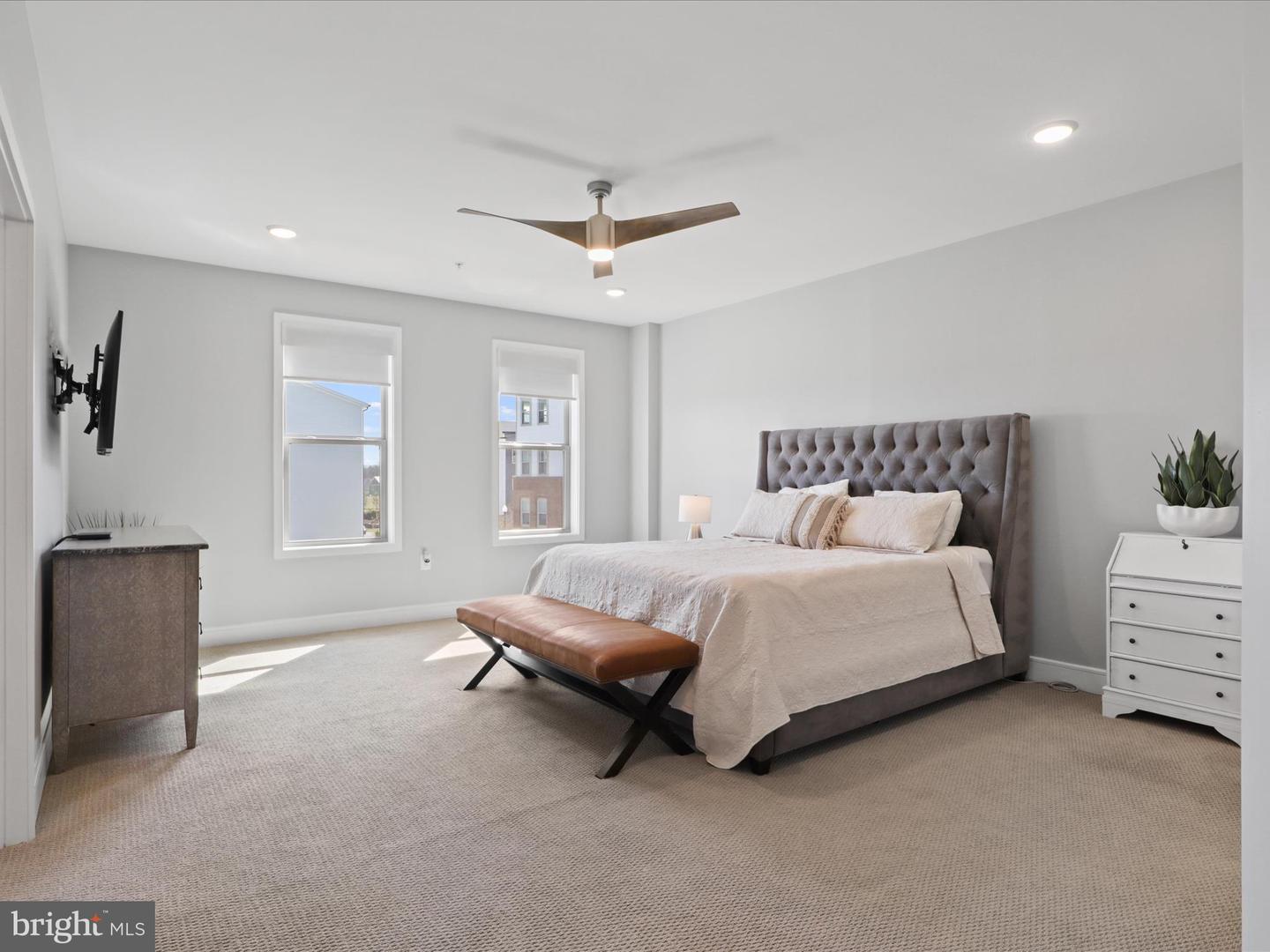 23606 HAVELOCK WALK TER, ASHBURN, Virginia 20148, 3 Bedrooms Bedrooms, ,2 BathroomsBathrooms,Residential,For sale,23606 HAVELOCK WALK TER,VALO2091702 MLS # VALO2091702