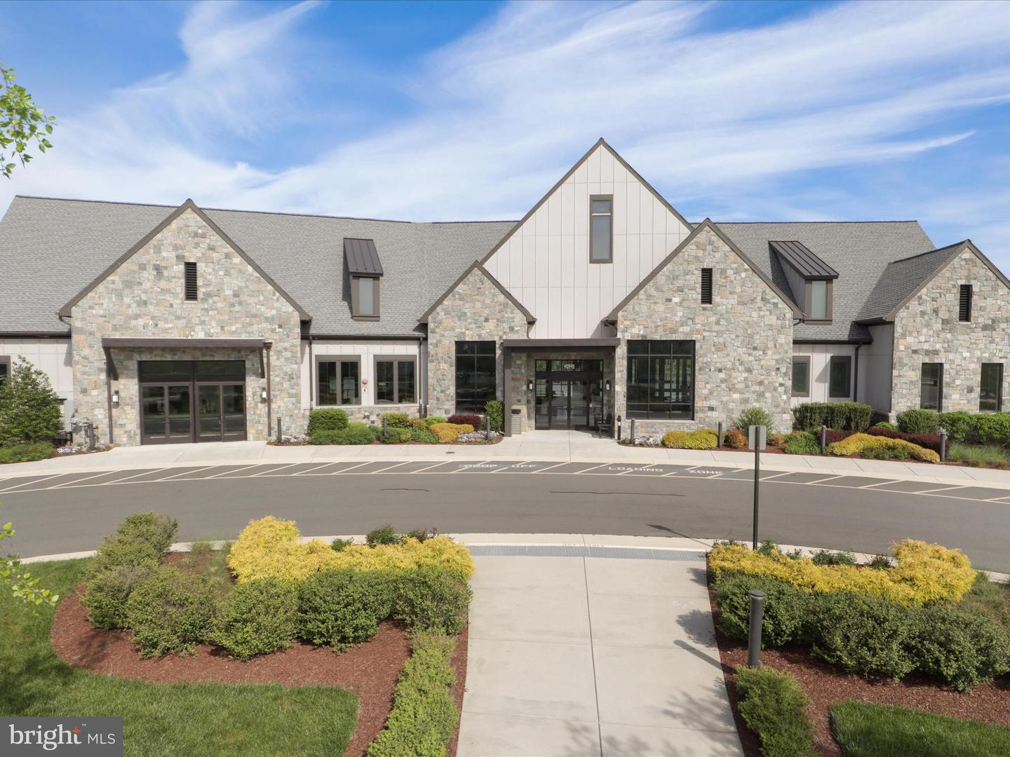 23606 HAVELOCK WALK TER, ASHBURN, Virginia 20148, 3 Bedrooms Bedrooms, ,2 BathroomsBathrooms,Residential,For sale,23606 HAVELOCK WALK TER,VALO2091702 MLS # VALO2091702