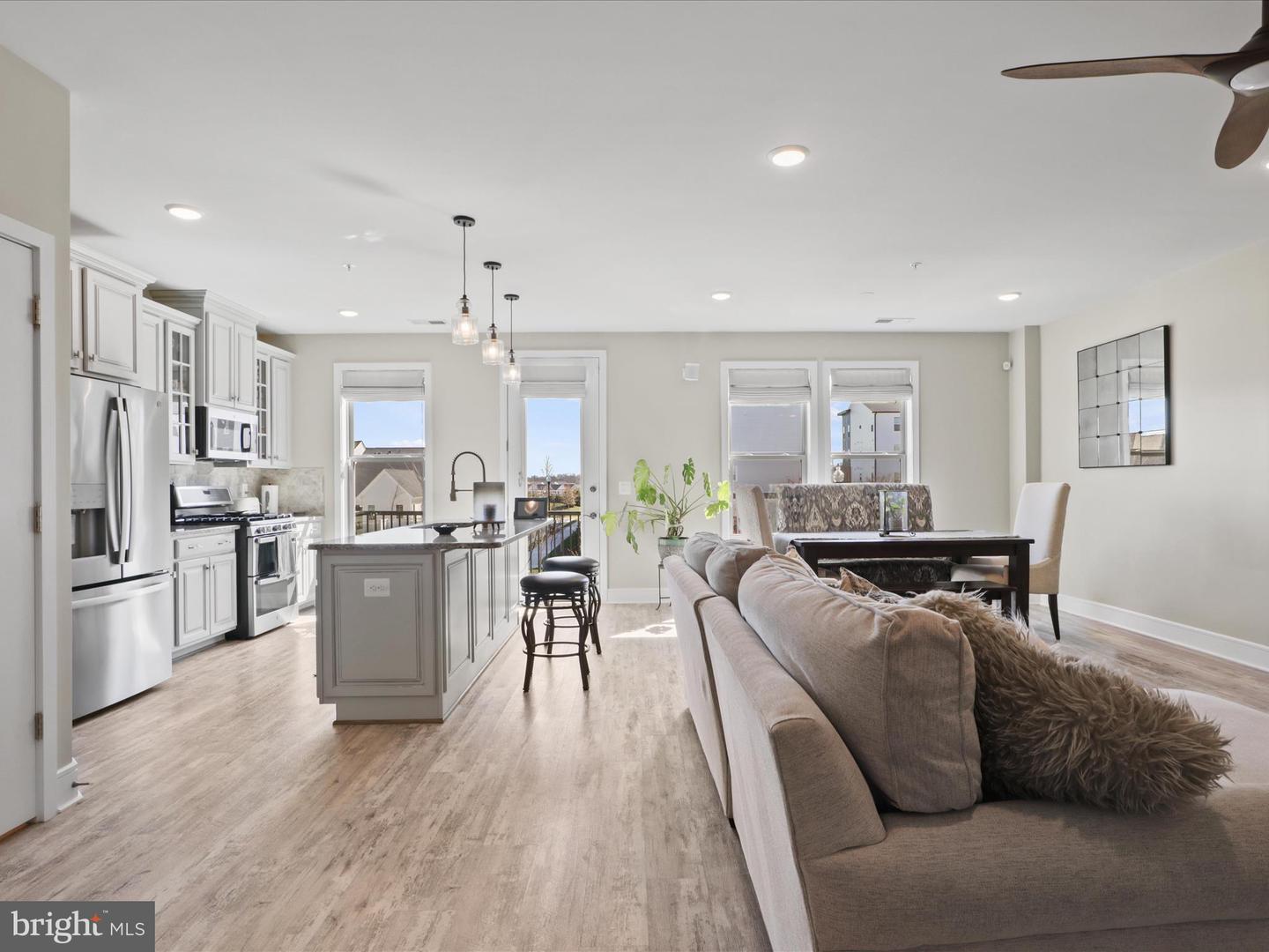 23606 HAVELOCK WALK TER, ASHBURN, Virginia 20148, 3 Bedrooms Bedrooms, ,2 BathroomsBathrooms,Residential,For sale,23606 HAVELOCK WALK TER,VALO2091702 MLS # VALO2091702