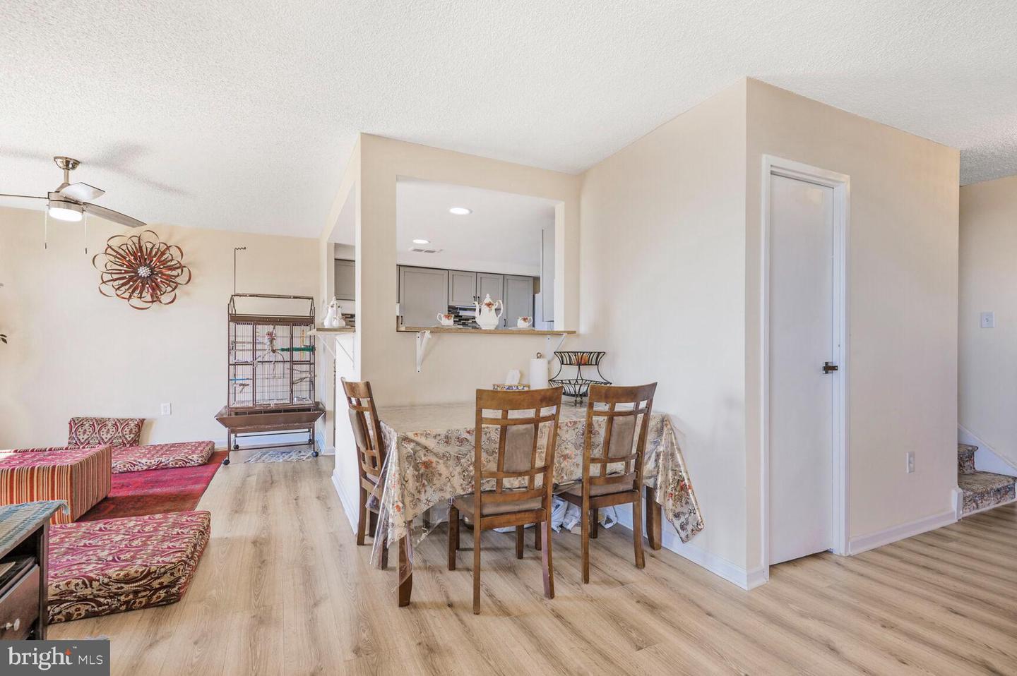 250 S REYNOLDS ST #1001, ALEXANDRIA, Virginia 22304, 2 Bedrooms Bedrooms, 6 Rooms Rooms,2 BathroomsBathrooms,Residential,For sale,250 S REYNOLDS ST #1001,VAAX2043208 MLS # VAAX2043208