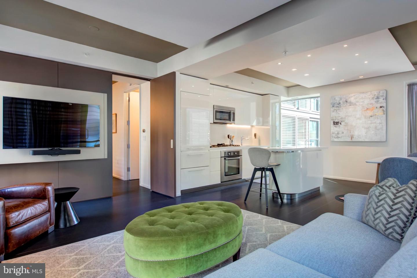 925 H ST NW #301, WASHINGTON, District Of Columbia 20001, 1 Bedroom Bedrooms, ,1 BathroomBathrooms,Residential,For sale,925 H ST NW #301,DCDC2192382 MLS # DCDC2192382