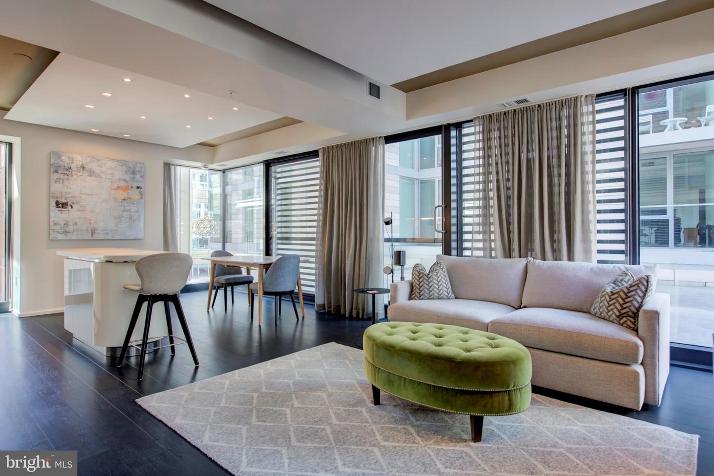 925 H ST NW #301, WASHINGTON, District Of Columbia 20001, 1 Bedroom Bedrooms, ,1 BathroomBathrooms,Residential,For sale,925 H ST NW #301,DCDC2192382 MLS # DCDC2192382