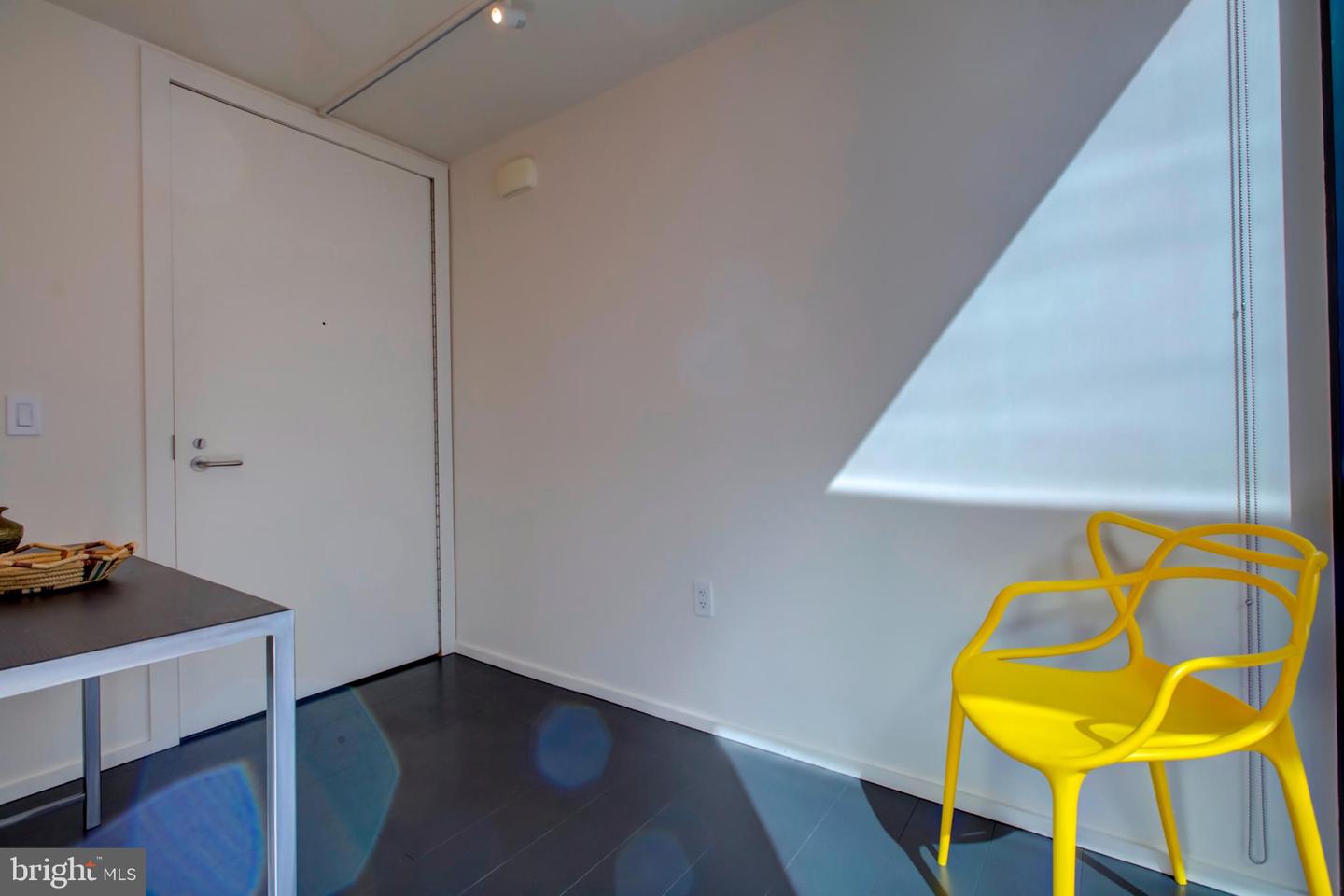 925 H ST NW #301, WASHINGTON, District Of Columbia 20001, 1 Bedroom Bedrooms, ,1 BathroomBathrooms,Residential,For sale,925 H ST NW #301,DCDC2192382 MLS # DCDC2192382