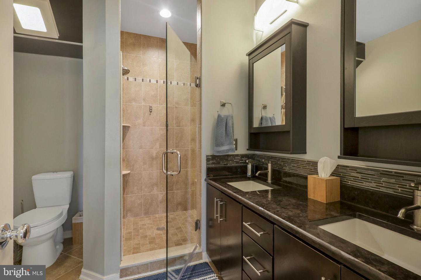 335 I ST SE, WASHINGTON, District Of Columbia 20003, 4 Bedrooms Bedrooms, ,3 BathroomsBathrooms,Residential,For sale,335 I ST SE,DCDC2191182 MLS # DCDC2191182