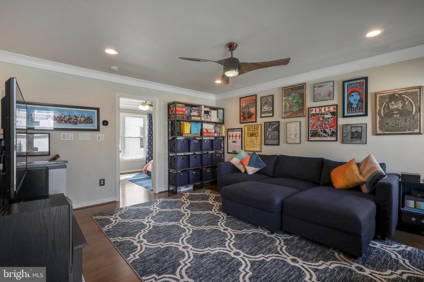 335 I ST SE, WASHINGTON, District Of Columbia 20003, 4 Bedrooms Bedrooms, ,3 BathroomsBathrooms,Residential,For sale,335 I ST SE,DCDC2191182 MLS # DCDC2191182