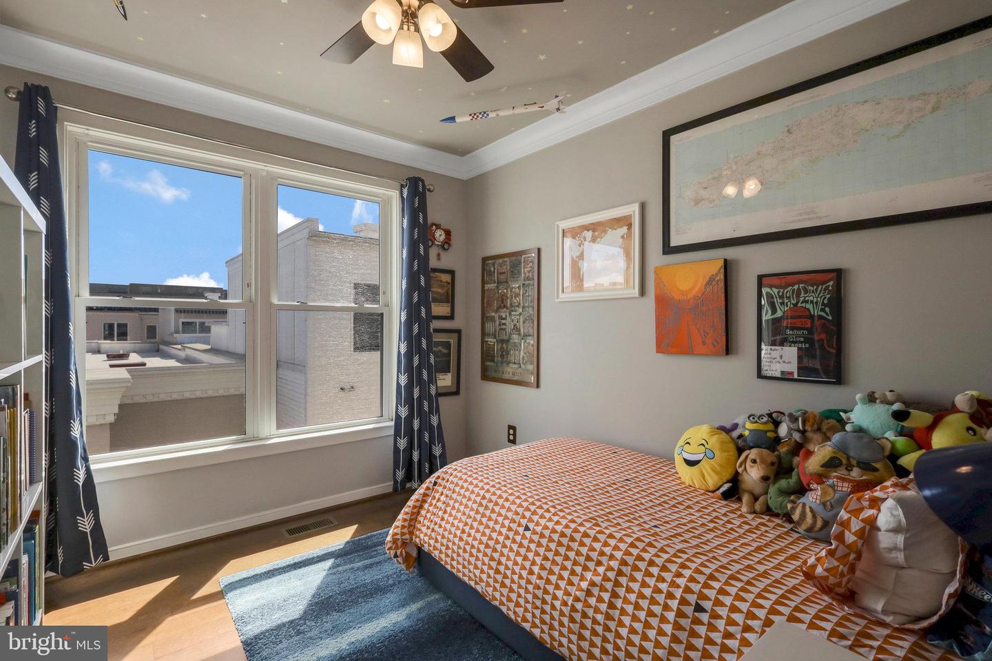 335 I ST SE, WASHINGTON, District Of Columbia 20003, 4 Bedrooms Bedrooms, ,3 BathroomsBathrooms,Residential,For sale,335 I ST SE,DCDC2191182 MLS # DCDC2191182