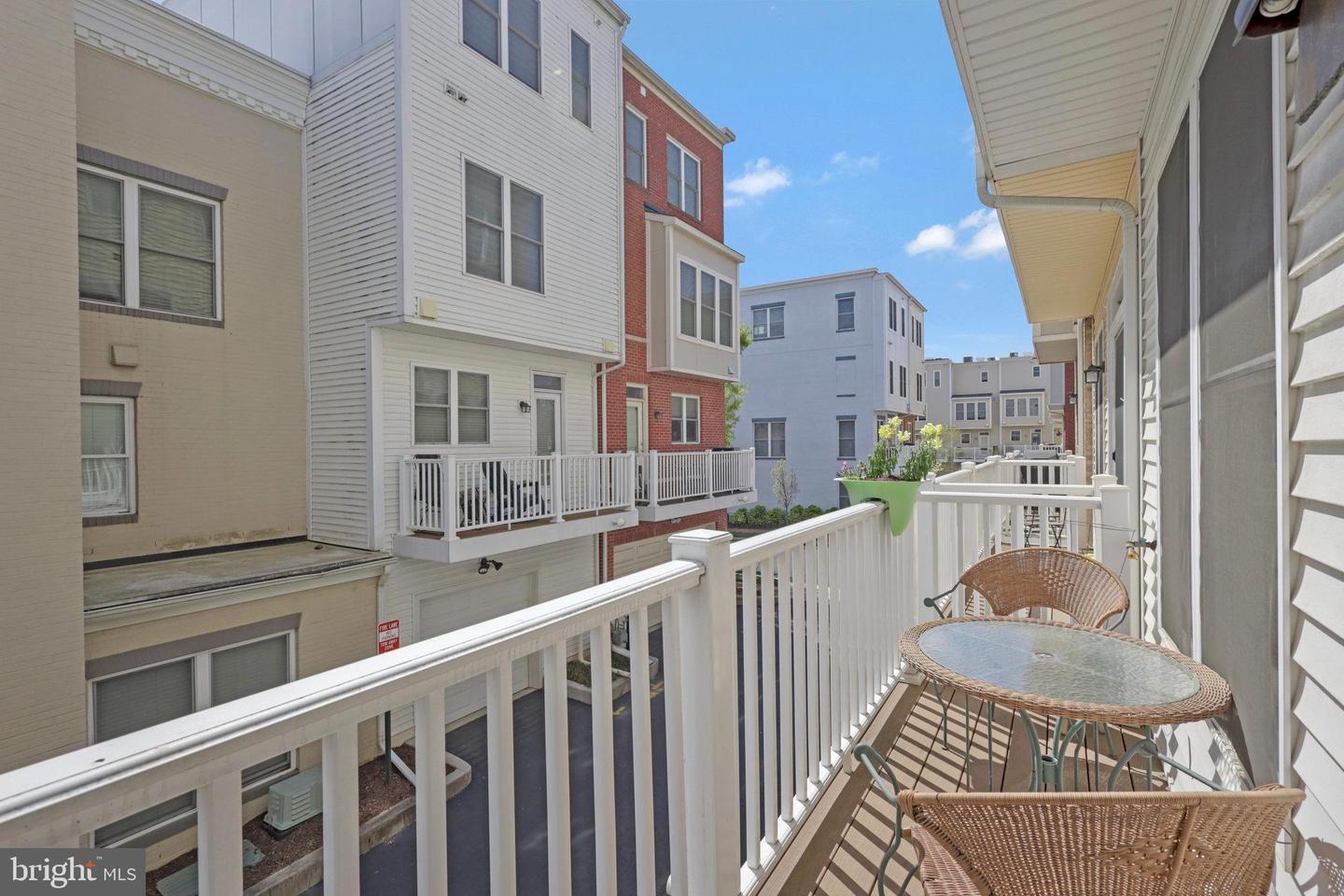 335 I ST SE, WASHINGTON, District Of Columbia 20003, 4 Bedrooms Bedrooms, ,3 BathroomsBathrooms,Residential,For sale,335 I ST SE,DCDC2191182 MLS # DCDC2191182