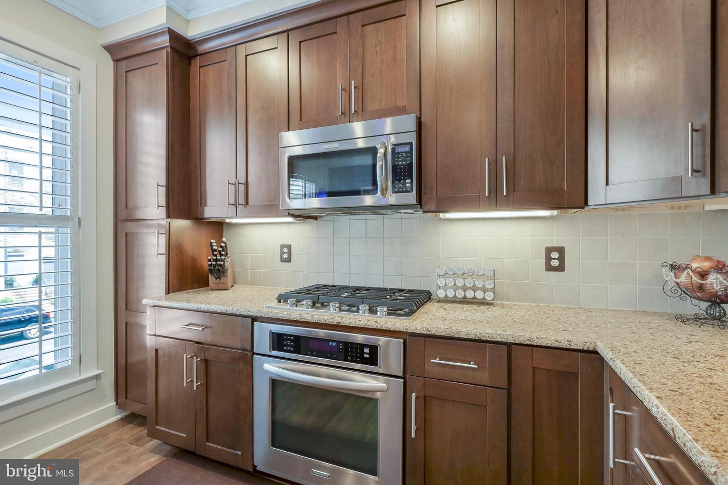 335 I ST SE, WASHINGTON, District Of Columbia 20003, 4 Bedrooms Bedrooms, ,3 BathroomsBathrooms,Residential,For sale,335 I ST SE,DCDC2191182 MLS # DCDC2191182