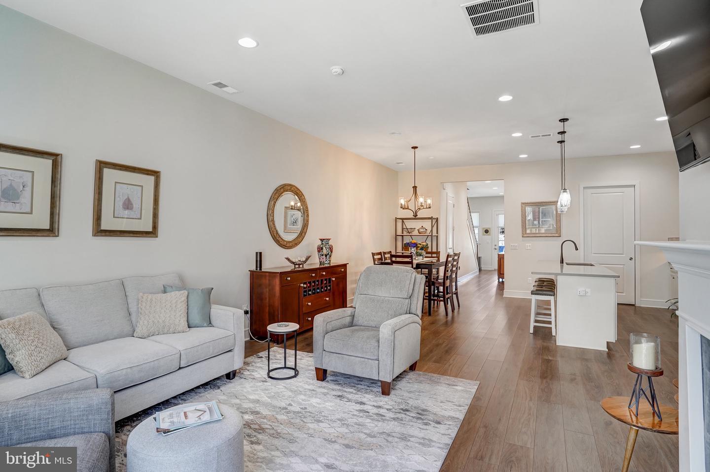 6807 AUTUMN HARVEST TRL, GAINESVILLE, Virginia 20155, 3 Bedrooms Bedrooms, ,2 BathroomsBathrooms,Residential,For sale,6807 AUTUMN HARVEST TRL,VAPW2090158 MLS # VAPW2090158