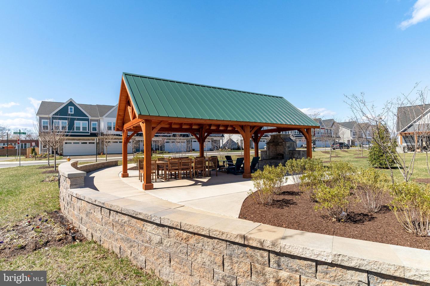 6807 AUTUMN HARVEST TRL, GAINESVILLE, Virginia 20155, 3 Bedrooms Bedrooms, ,2 BathroomsBathrooms,Residential,For sale,6807 AUTUMN HARVEST TRL,VAPW2090158 MLS # VAPW2090158